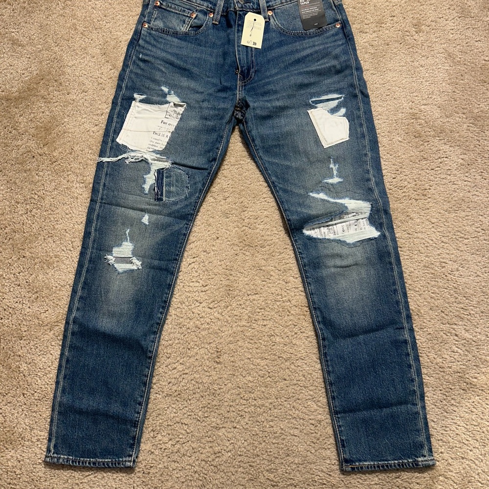 Levi’s 512 slim taper 32 x 30 distressed